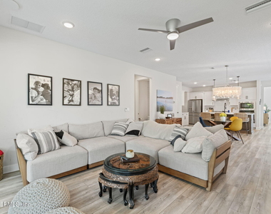 381 Pioneer Village Drive - Photo Thumbnail 22
