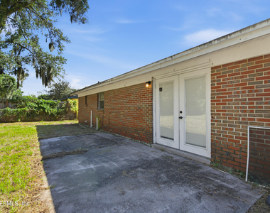 7386 Dostie Drive E - Photo Thumbnail 23