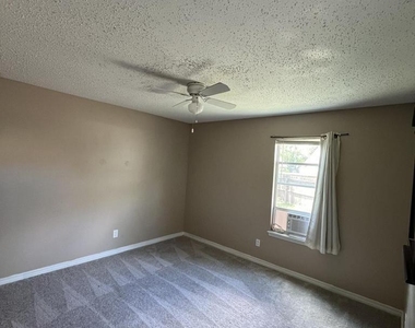 11376 Golden Plover Court - Photo Thumbnail 7