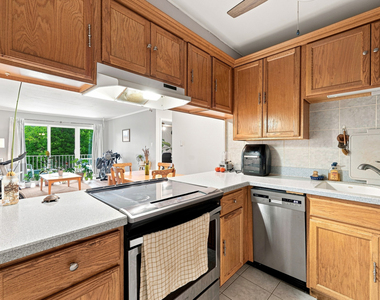 5115 Blodgett Avenue - Photo Thumbnail 9