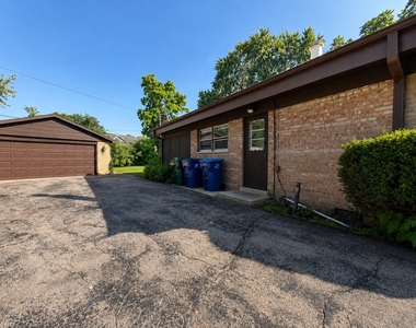 406 Sunset Drive - Photo Thumbnail 21