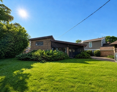 406 Sunset Drive - Photo Thumbnail 22