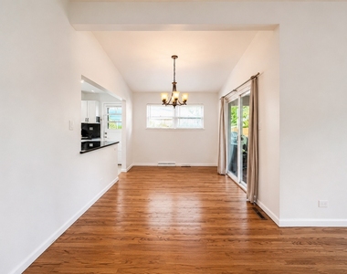 406 Sunset Drive - Photo Thumbnail 8