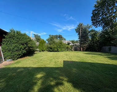 406 Sunset Drive - Photo Thumbnail 24