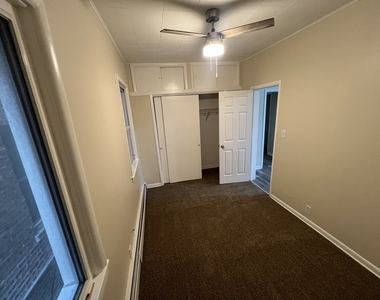 3122 Oak Park Avenue - Photo Thumbnail 3