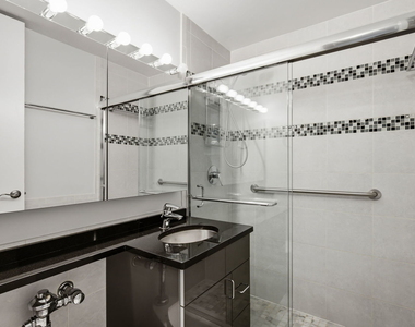 330 W Diversey Parkway - Photo Thumbnail 21