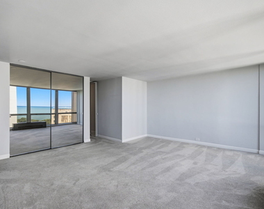 330 W Diversey Parkway - Photo Thumbnail 24