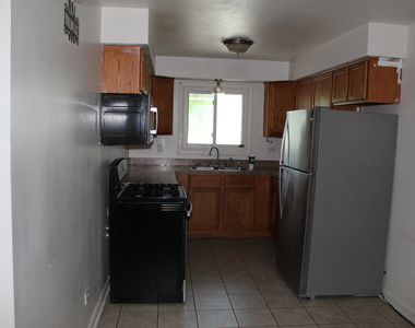 14519 Keystone Avenue - Photo Thumbnail 7