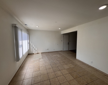 1311 Loral Avenue - Photo Thumbnail 10