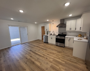 1311 Loral Avenue - Photo Thumbnail 5