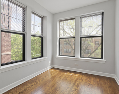 7702 N Marshfield Avenue - Photo Thumbnail 9