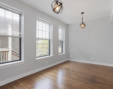 7702 N Marshfield Avenue - Photo Thumbnail 2