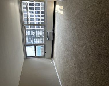 860 N Dewitt Place - Photo Thumbnail 3