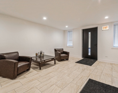 1535 W Estes Avenue - Photo Thumbnail 23