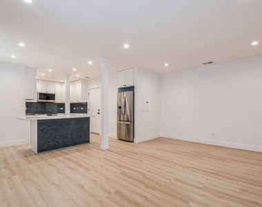 1535 W Estes Avenue - Photo Thumbnail 4
