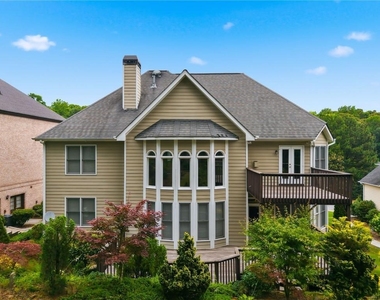 3561 Carriage Glen Way - Photo Thumbnail 1