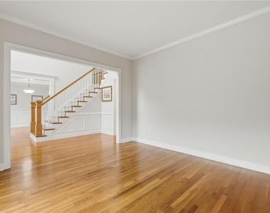 3561 Carriage Glen Way - Photo Thumbnail 10