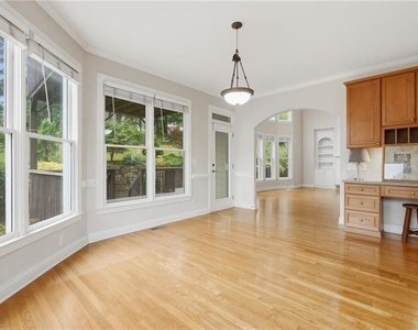 3561 Carriage Glen Way - Photo Thumbnail 29