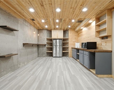 3561 Carriage Glen Way - Photo Thumbnail 38