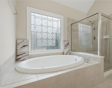 3561 Carriage Glen Way - Photo Thumbnail 65