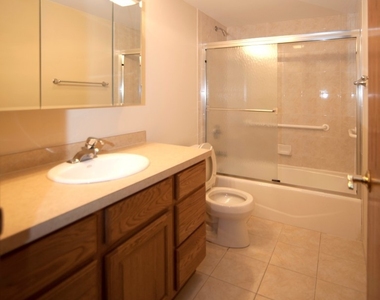 6340 Capulina Avenue - Photo Thumbnail 4