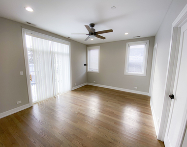 2817 N 75th Avenue - Photo Thumbnail 5