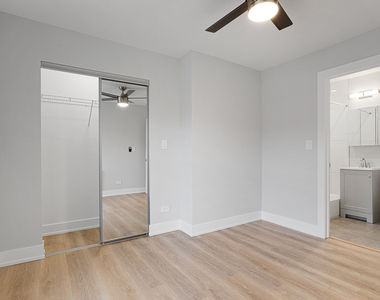 7070 N Sheridan Avenue - Photo Thumbnail 7