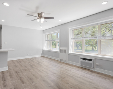 7070 N Sheridan Avenue - Photo Thumbnail 2