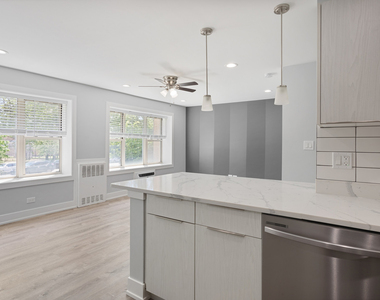 7070 N Sheridan Avenue - Photo Thumbnail 1