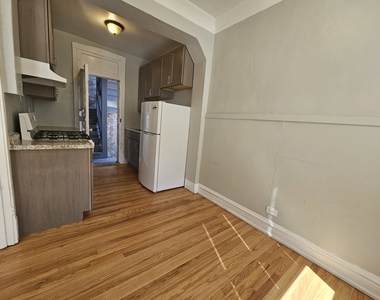 4749 N Monticello Avenue - Photo Thumbnail 4