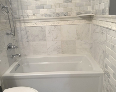 1627 N Windsor Drive - Photo Thumbnail 5