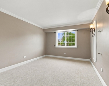 1627 N Windsor Drive - Photo Thumbnail 17
