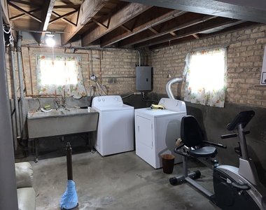 3826 Clarence Avenue - Photo Thumbnail 29