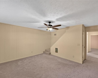 83 Russell Rd - Photo Thumbnail 18