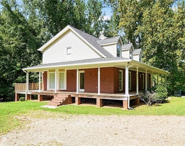 83 Russell Rd - Photo Thumbnail 1
