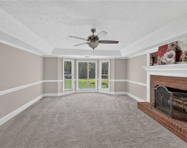 83 Russell Rd - Photo Thumbnail 6