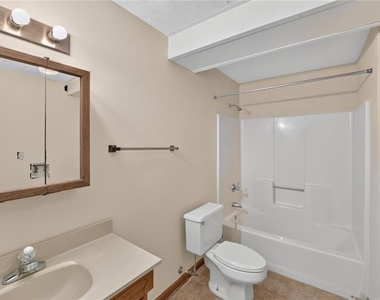 83 Russell Rd - Photo Thumbnail 37