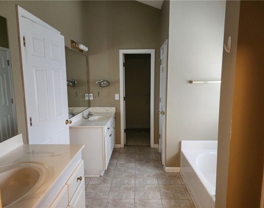 1903 Westover Lane Nw - Photo Thumbnail 18