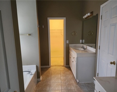 1903 Westover Lane Nw - Photo Thumbnail 19
