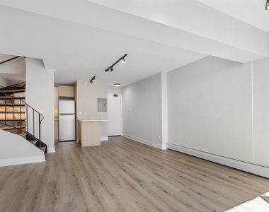 6166 N Sheridan Road - Photo Thumbnail 4
