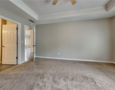 1330 Burning Bush Drive - Photo Thumbnail 5