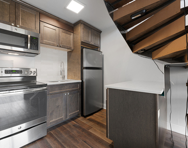 6166 N Sheridan Road - Photo Thumbnail 4
