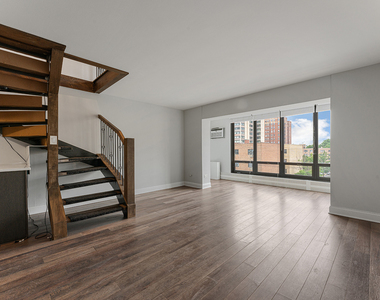 6166 N Sheridan Road - Photo Thumbnail 3