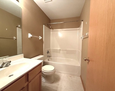 10553 Haverhill Lane - Photo Thumbnail 12