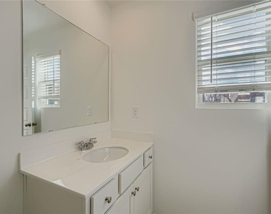 6221 Honeybell Alley - Photo Thumbnail 22