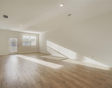 6221 Honeybell Alley - Photo Thumbnail 8