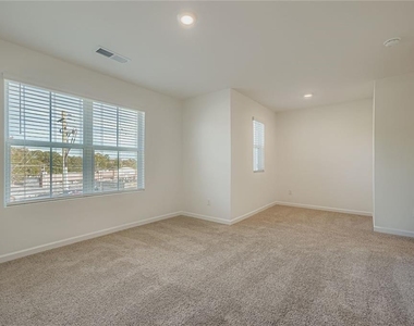 6221 Honeybell Alley - Photo Thumbnail 13