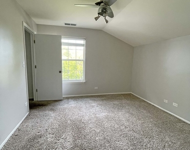 238 Green Knoll Lane - Photo Thumbnail 12
