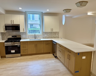 531 Hinman Avenue - Photo Thumbnail 2