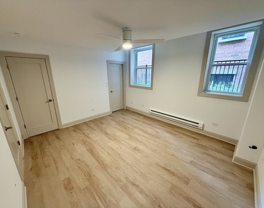 531 Hinman Avenue - Photo Thumbnail 16